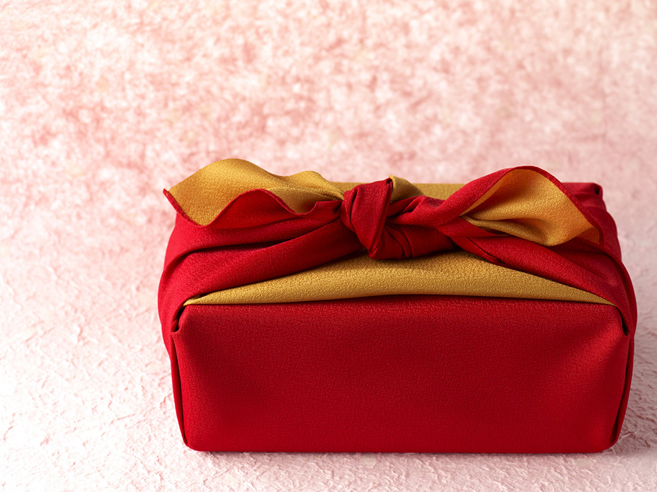 卒業・入学・就職祝いの贈り物イメージ